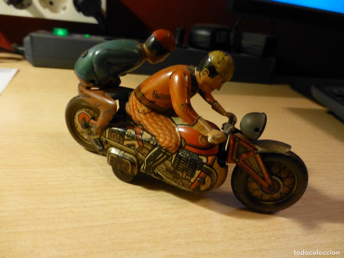Juguetes antiguos de hojalata: Moto CKO alemania hojalata