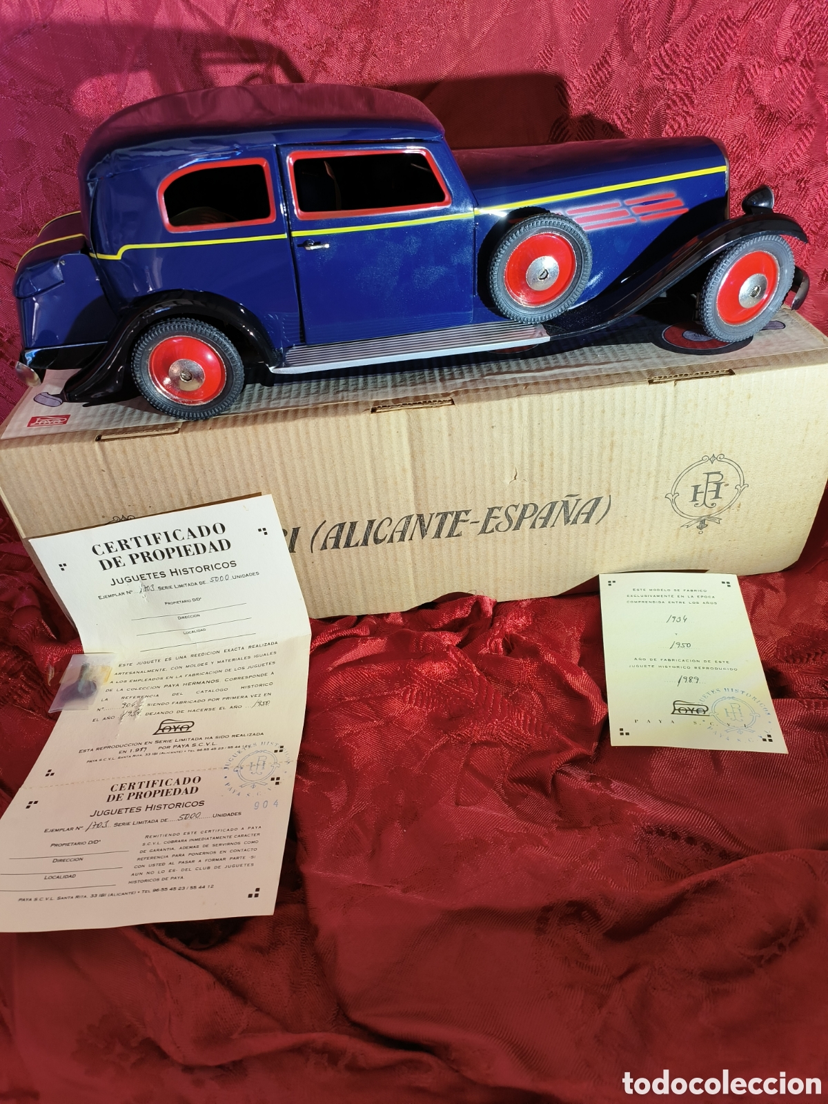 Juguetes antiguos de hojalata: Coche de hojalata Paya