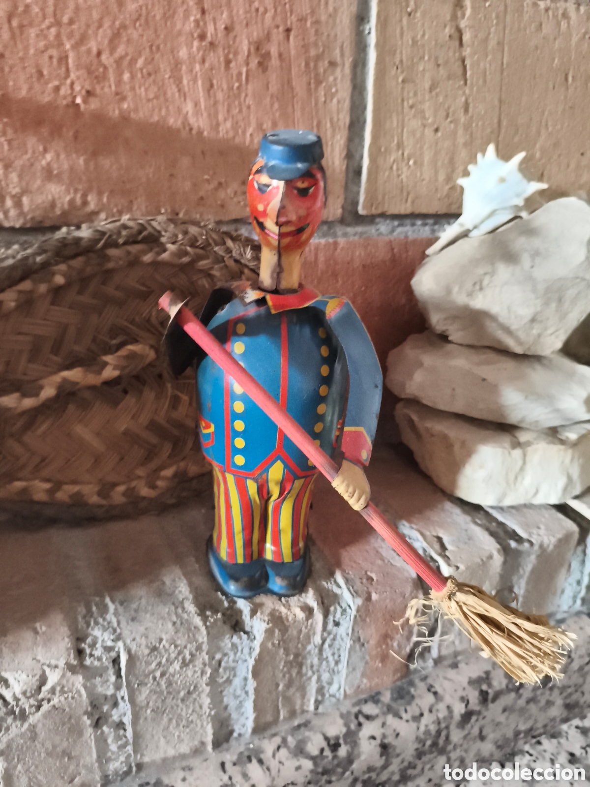 Juguetes antiguos de hojalata: Juguetes hojadelata Barrendero - Foto 1