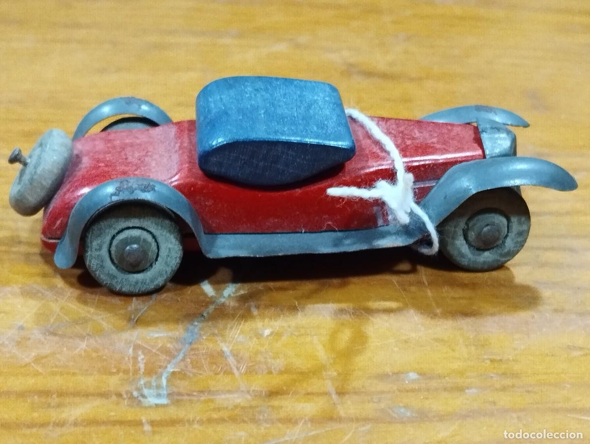 Antikes Blechspielzeug: COCHE DE HOJALATA Y MADERA ANTIGUO. ORIGINAL.