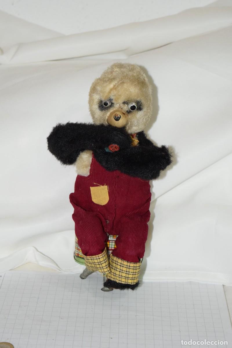 Antikes Blechspielzeug: Aut&oacute;mata ALPS Co. - TEDDY / Balloon Blowing Bear / BATTERY OPERATED, Made In Japan - A&ntilde;os 60 &iexcl;Mira!