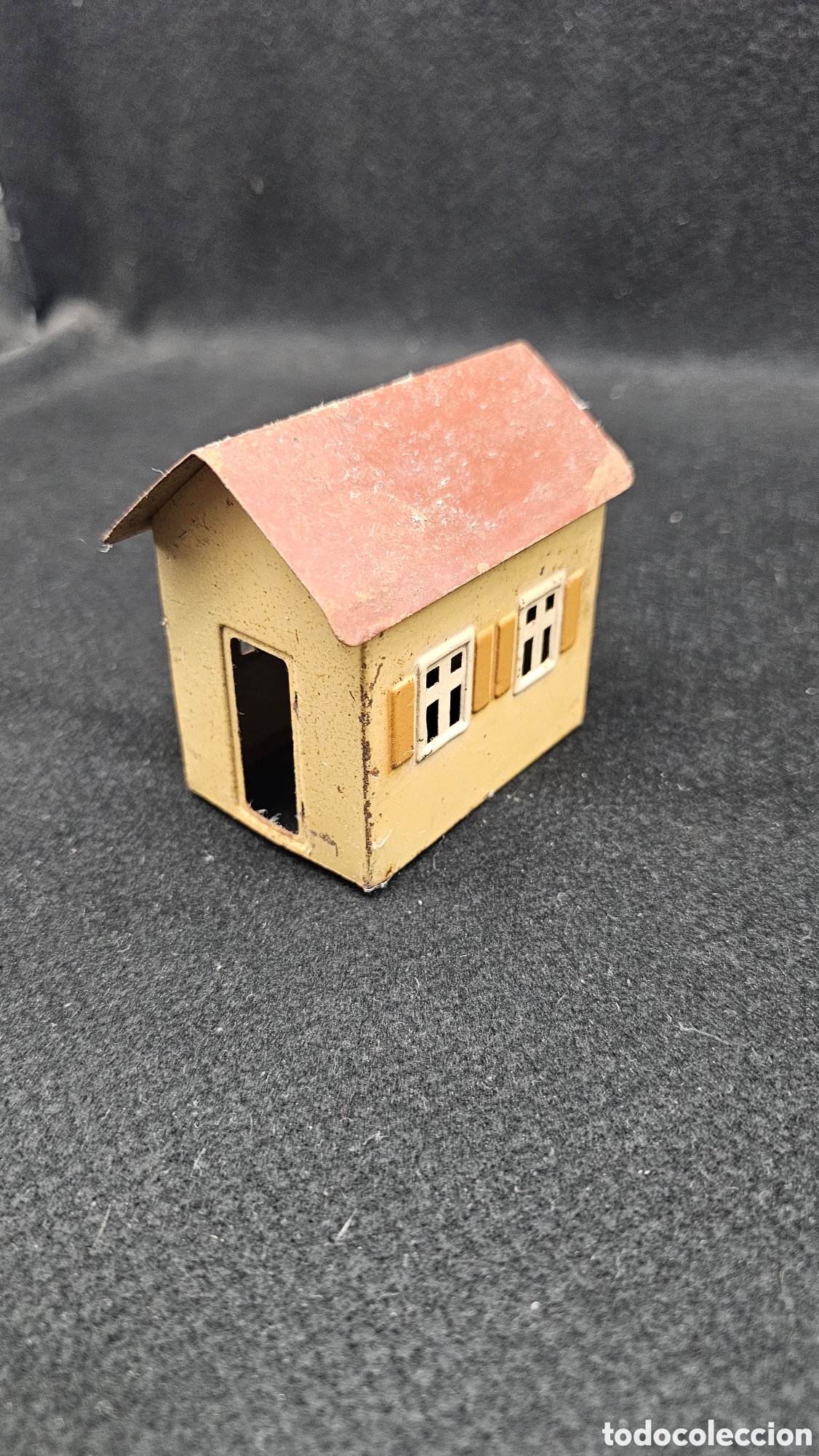 Brinquedos antigos de folha-de-Flandres: Antigua casa de hojalata para maquetas.....