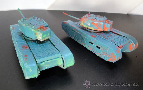 Modelos a escala: Montaplex. Lote de 2 tanques. - Foto 1
