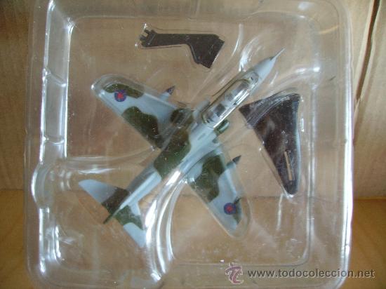 Modelos a escala: DEL PRADO --- AVION BAe HAWK - 1/100 - Foto 1
