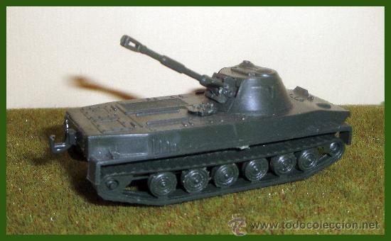 Modelos a escala: Tanque BTR 50 - Foto 1