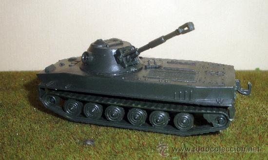 Modelos a escala: Tanque BTR 50 - Foto 2