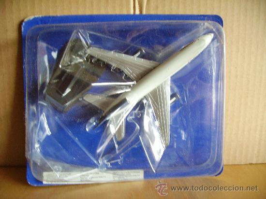 Modelos a escala: AVION LOCKHEED L-1011 TRISTAR -- CALEDONIAN - 1/460 - Foto 3