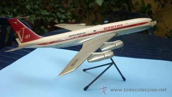 Qantas Maqueta Boeing 707 Con Peana Para Agenc Sold At Auction 3798