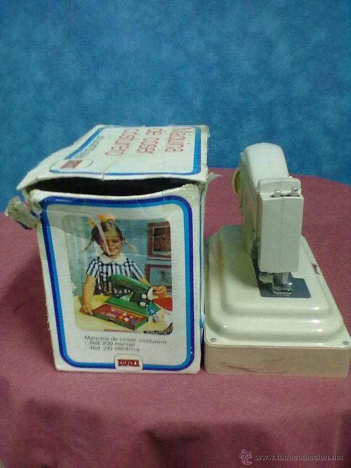 Modelos a escala: MAQUINA DE COSER MANUAL EUREKA - Foto 4