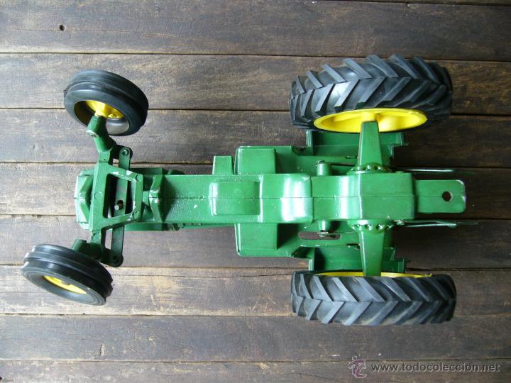 Modelos a escala: TRACTOR JOHN DEERE 1:16 # AV027 - Foto 5