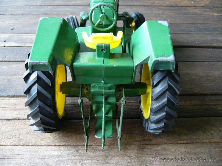 Modelos a escala: TRACTOR JOHN DEERE 1:16 # AV027 - Foto 6
