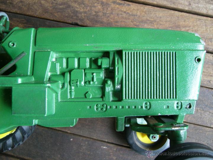 Modelos a escala: TRACTOR JOHN DEERE 1:16 # AV027 - Foto 8