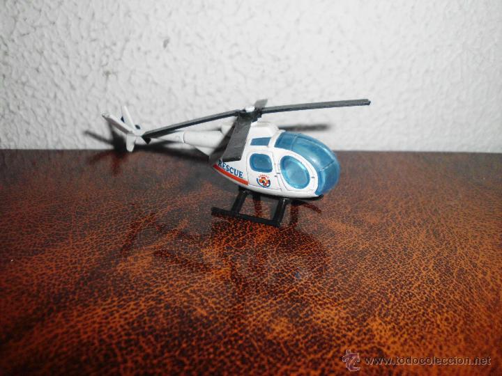 Modelos a escala: helicoptero rescue de hierro y plastico - Foto 2