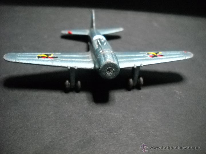 Modelos a escala: AVION PILEN ZERO M. 702 - Foto 1