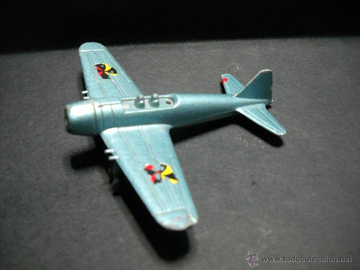 Modelos a escala: AVION PILEN ZERO M. 702 - Foto 2