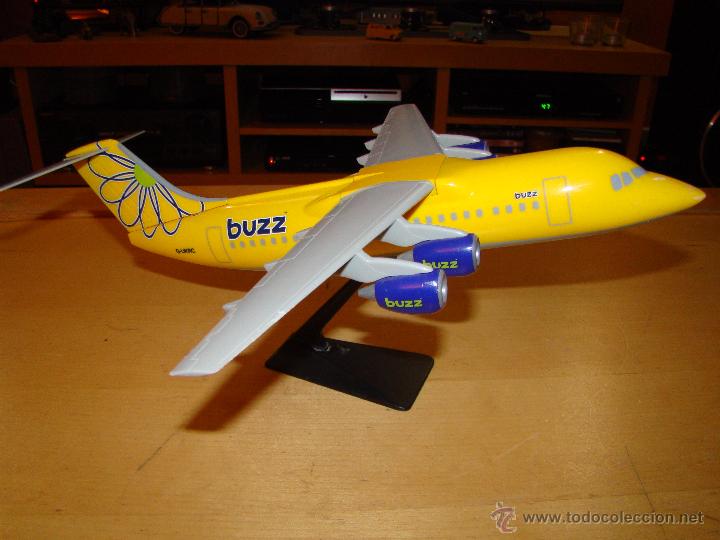 Modelos a escala: Antigua avi&oacute;n de BUZZ - Foto 1