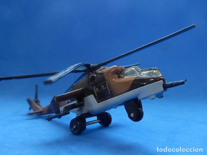 pequeño helicóptero. mil mi-24 hind-d. matchbox - Comprar ...