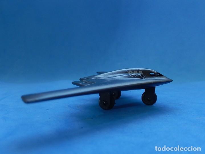 Modelos a escala: Peque&ntilde;o avi&oacute;n. B-2. Stealth Bomber. - Foto 2