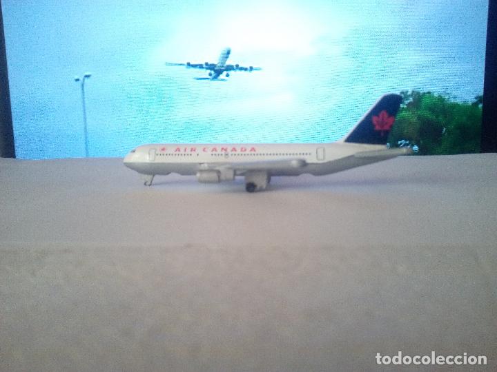 Modelos a escala: -BOING 767 TM AIR CANADA -MAJORETTE - Foto 1