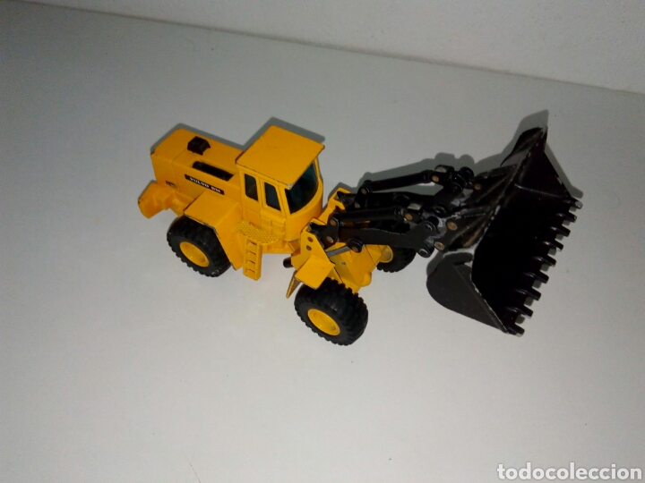 Modelos a escala: Volvo bm cargadora frontal joal - Foto 3
