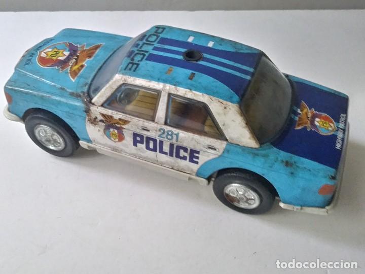 Modelos a escala: COCHE DE HOJALATA DE POLICIA - Foto 3