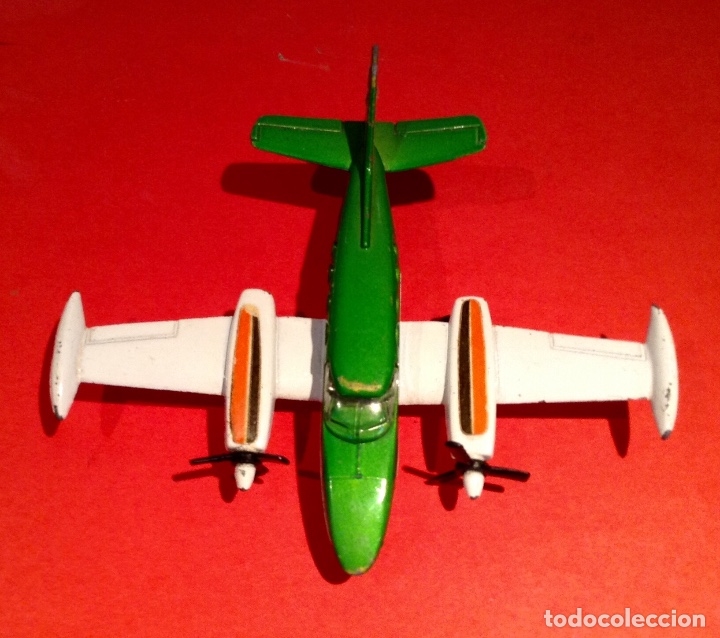 Modelos a escala: MATCHBOX CESSNA 402 1974 - Foto 4