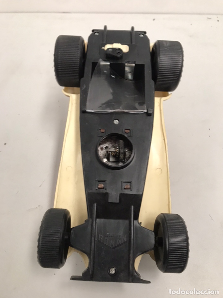 Modelos a escala: Antiguo coche de &eacute;poca Rom&aacute;n - Foto 3