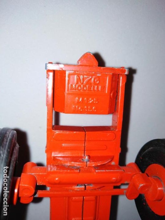 Modelos a escala: Tractor antiguo metal - Foto 6
