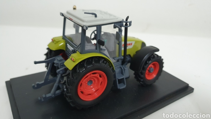 Modelos a escala: Tractor Claas Celtis 446 RX de 2004. - Foto 3
