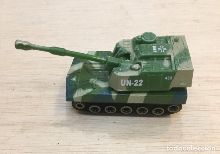 Modelos a escala: Carro de combate. UN-22 - Foto 1