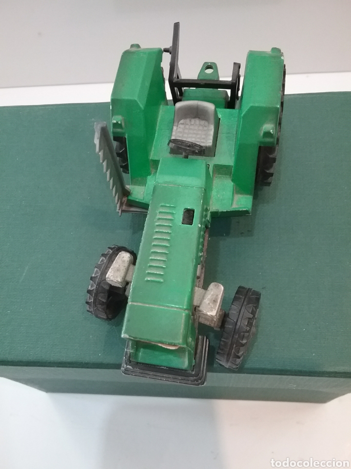 Modelos a escala: Tractor Majorette verde ech 1/36 - Foto 5