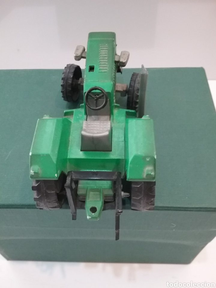 Modelos a escala: Tractor Majorette verde ech 1/36 - Foto 8