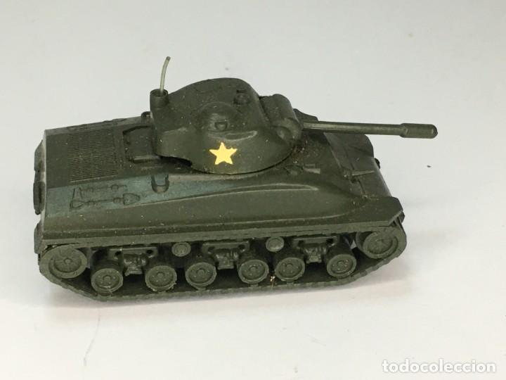 Modelos a escala: TANQUE SHERMAN M4 DE EKO - Foto 2