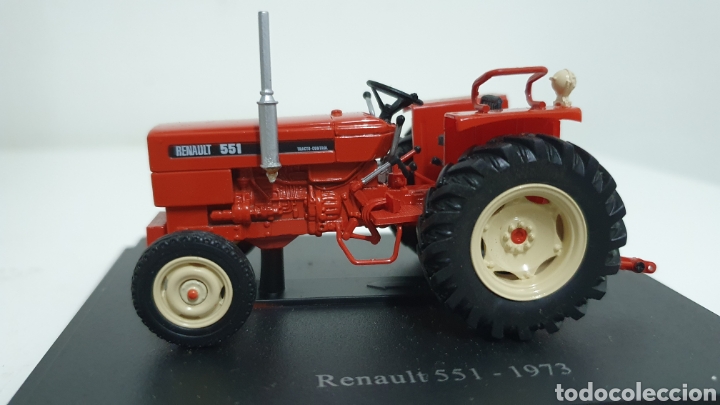 Modelos a escala: Tractor Renault 551 de 1973. - Foto 1