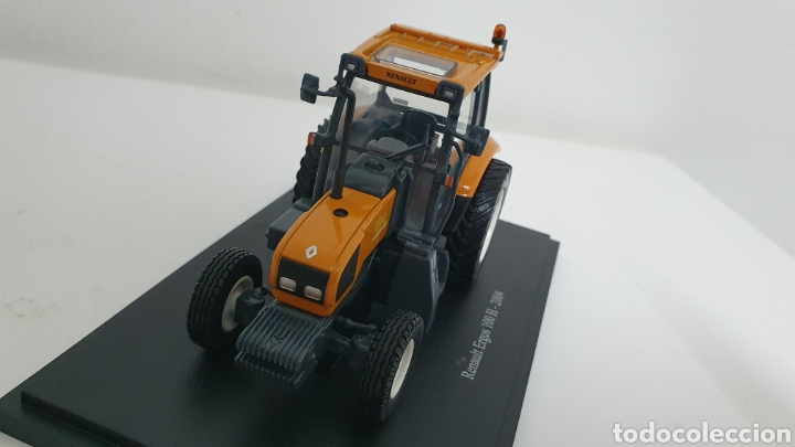 Modelos a escala: Tractor Renault Ergos 100H de 2004. - Foto 2