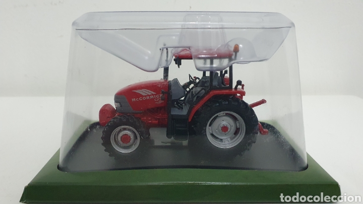 Modelos a escala: Tractor Mc Cormick CX 95 de 2004. - Foto 6
