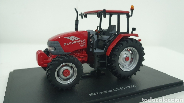 Modelos a escala: Tractor Mc Cormick CX 95 de 2004. - Foto 1