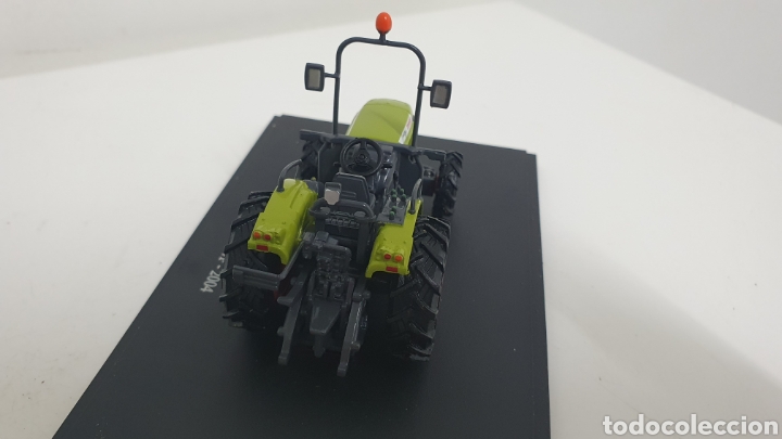 Modelos a escala: Tractor Class Nectis 257F de 2004 - Foto 4