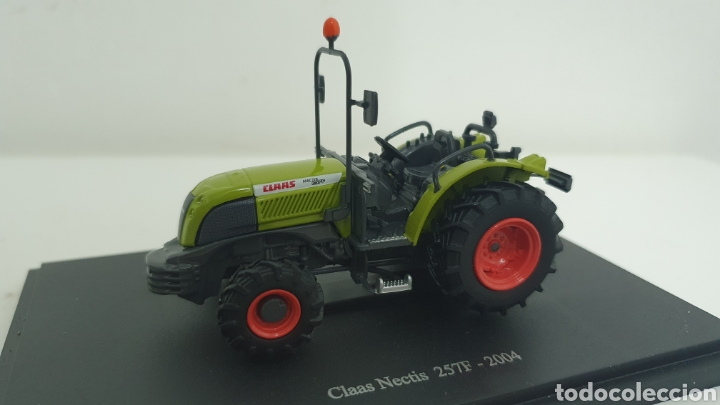 Modelos a escala: Tractor Class Nectis 257F de 2004 - Foto 1