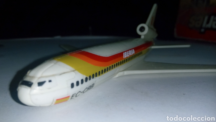 Modelos a escala: 2 AVIONES DE LA COMPA&Ntilde;&Iacute;A IBERIA- PL&Aacute;STICO - Foto 7