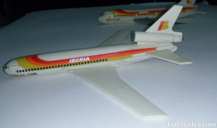 Modelos a escala: 2 AVIONES DE LA COMPA&Ntilde;&Iacute;A IBERIA- PL&Aacute;STICO - Foto 12