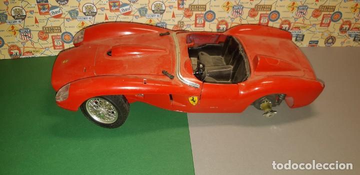 Modelos a escala: FERRARI TESTAROSSA 250 (1957).MARCA BBURAGO. - Foto 3