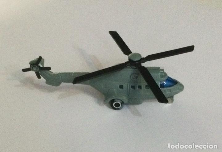Modelos a escala: Helic&oacute;ptero de trasporte. Met&aacute;lico 9 cms. - Foto 1