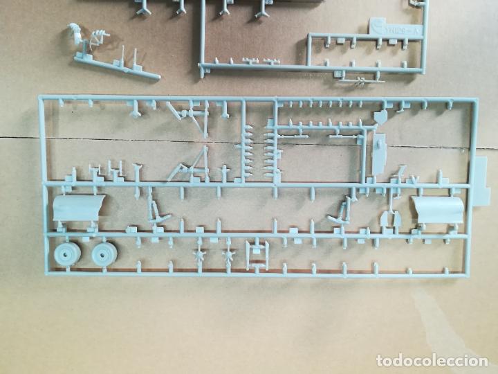 Modelos a escala: maqueta de montaje. Restos piezas - Foto 2