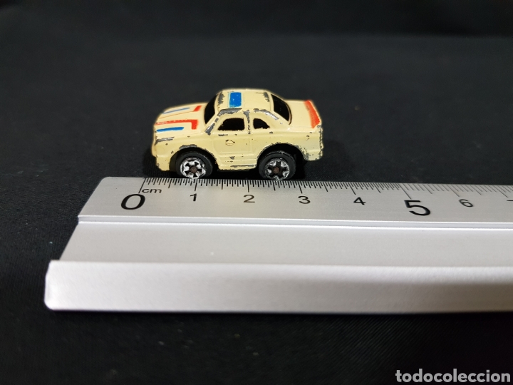 Modelos a escala: Figurita coche tipo Micro Machines Mattel - Foto 2