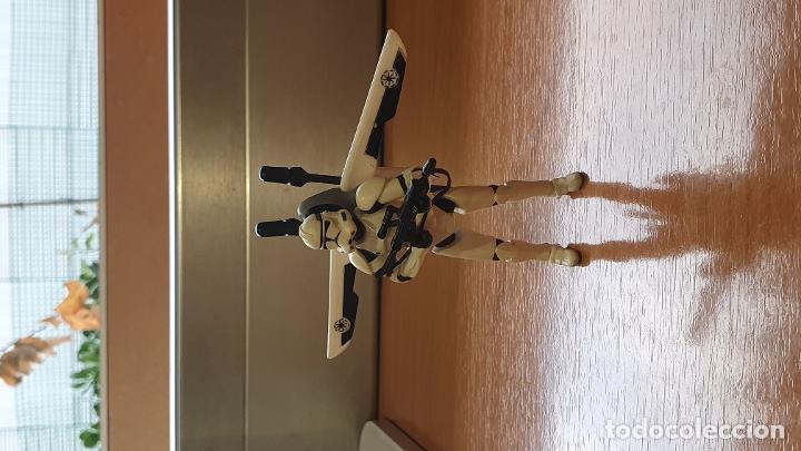 Modelos a escala: Mu&ntilde;eco articulado Stormtropper con arma y jetpack - Foto 1