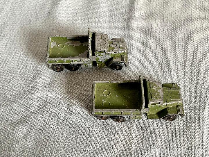 Modelos a escala: Dos camiones ejercito. - Foto 6