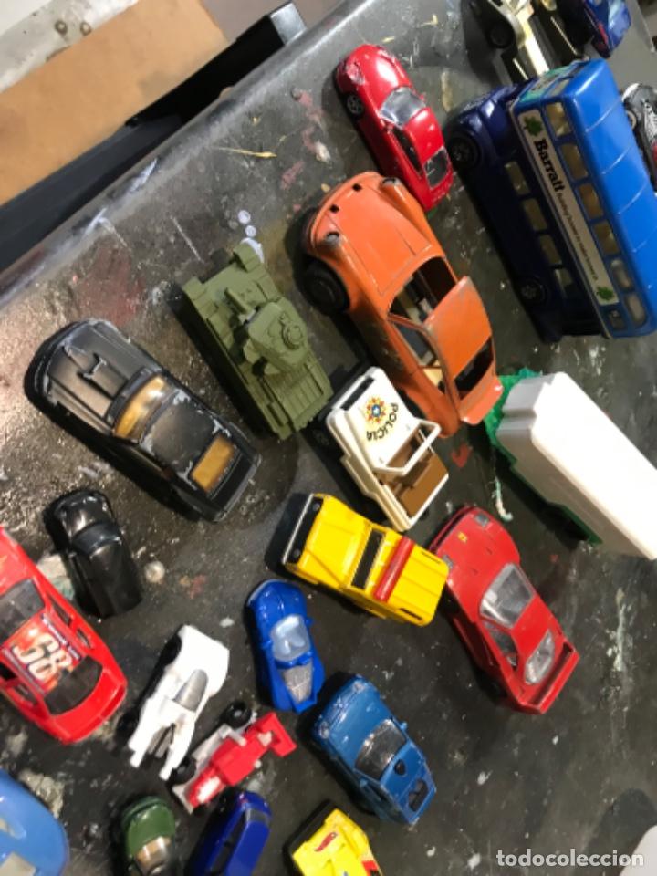 Modelos a escala: Coches miniatura lote - Foto 6