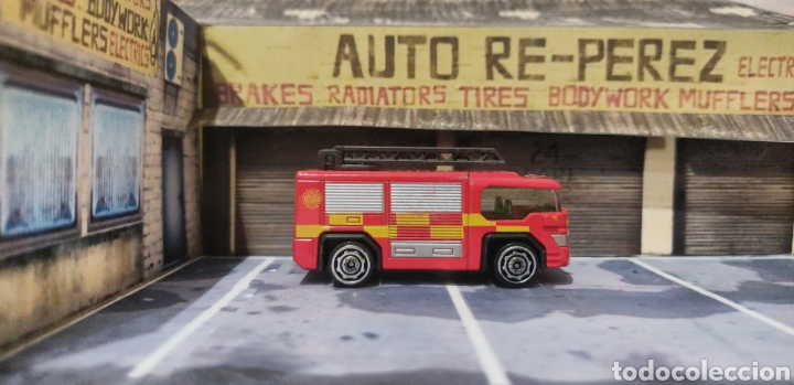 Modelos a escala: HTI - Cami&oacute;n de Bomberos - Foto 3