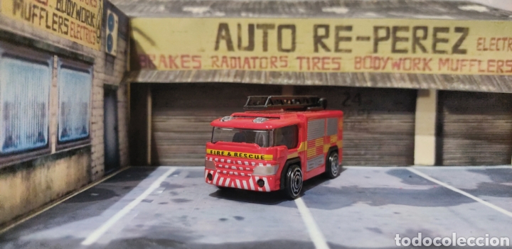 Modelos a escala: HTI - Cami&oacute;n de Bomberos - Foto 1